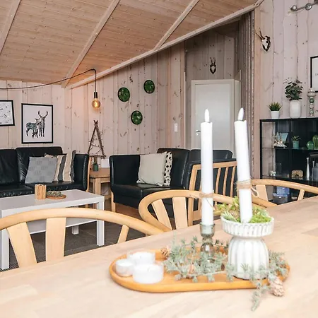 6 Person In Toftlund-by Traum *